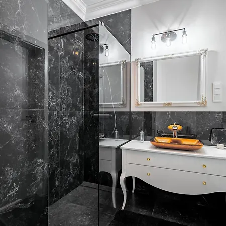 Granaria, Sun & Snow